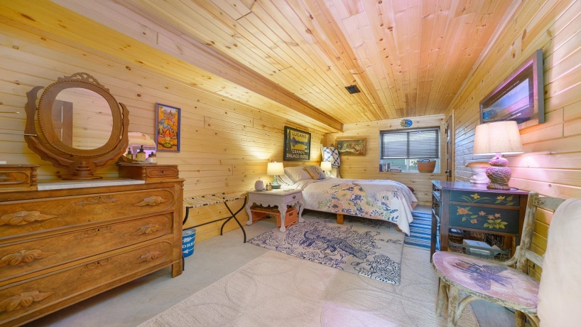 409 State, FRANKLIN GROVE, Illinois 61031, 9 Bedrooms Bedrooms, ,9 BathroomsBathrooms,House,For Sale,State,202506483