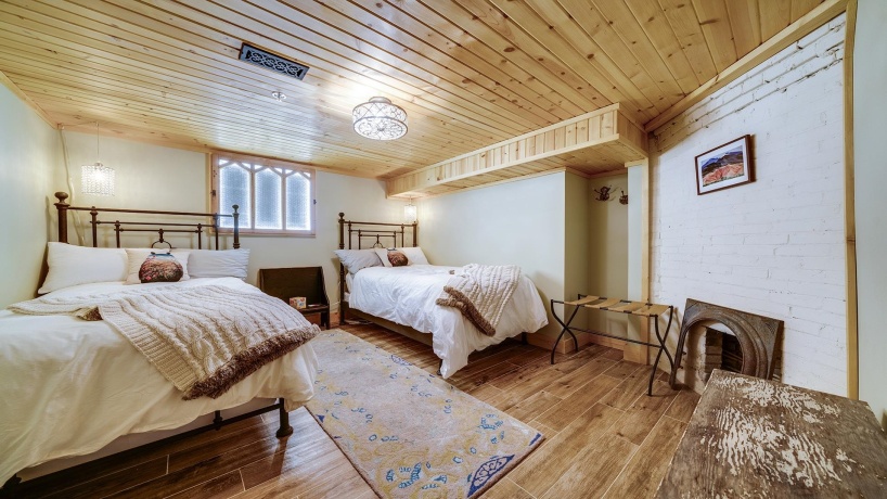 409 State, FRANKLIN GROVE, Illinois 61031, 9 Bedrooms Bedrooms, ,9 BathroomsBathrooms,House,For Sale,State,202506483