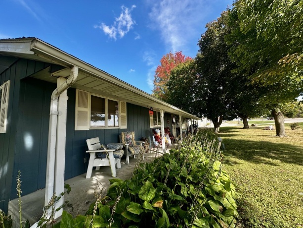 205 IL Rte 64, LANARK, Illinois 61046, 3 Bedrooms Bedrooms, ,2 BathroomsBathrooms,House,For Sale,IL Rte 64,202506486