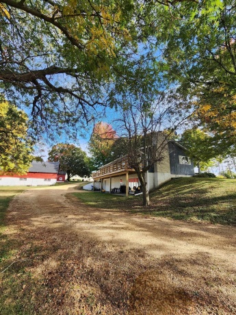 205 IL Rte 64, LANARK, Illinois 61046, 3 Bedrooms Bedrooms, ,2 BathroomsBathrooms,House,For Sale,IL Rte 64,202506486