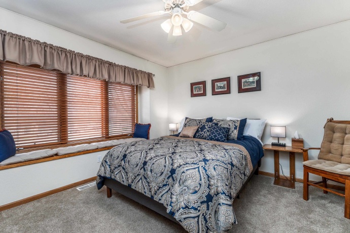 825 Shadow Bluff, GALENA, Illinois 61036, 2 Bedrooms Bedrooms, ,3 BathroomsBathrooms,Condominium,For Sale,Shadow Bluff,202501885