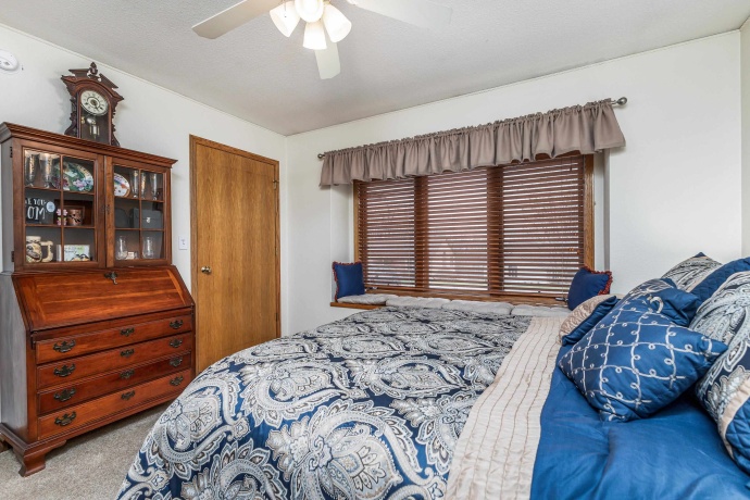 825 Shadow Bluff, GALENA, Illinois 61036, 2 Bedrooms Bedrooms, ,3 BathroomsBathrooms,Condominium,For Sale,Shadow Bluff,202501885