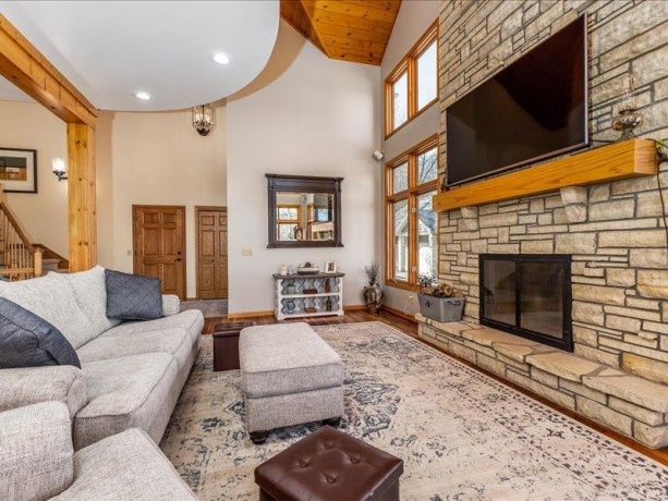 74 Shenandoah, GALENA, Illinois 61036, 4 Bedrooms Bedrooms, ,5 BathroomsBathrooms,House,For Sale,Shenandoah,202401722