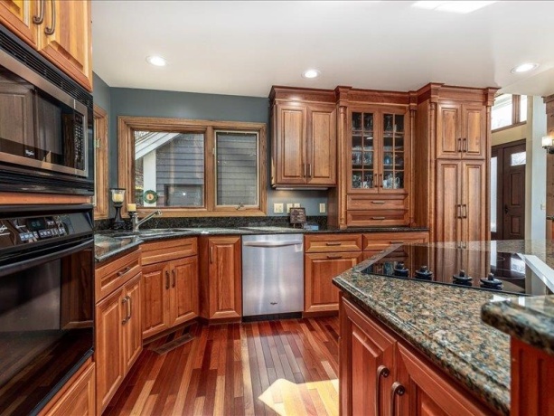 74 Shenandoah, GALENA, Illinois 61036, 4 Bedrooms Bedrooms, ,5 BathroomsBathrooms,House,For Sale,Shenandoah,202401722