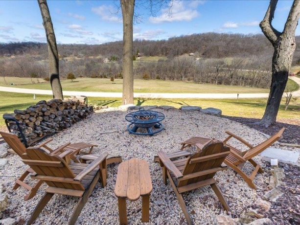 74 Shenandoah, GALENA, Illinois 61036, 4 Bedrooms Bedrooms, ,5 BathroomsBathrooms,House,For Sale,Shenandoah,202401722