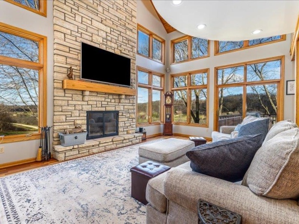 74 Shenandoah, GALENA, Illinois 61036, 4 Bedrooms Bedrooms, ,5 BathroomsBathrooms,House,For Sale,Shenandoah,202401722