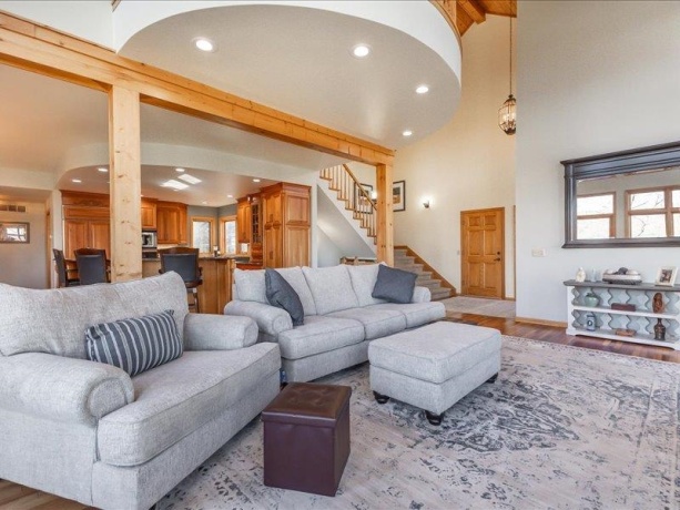 74 Shenandoah, GALENA, Illinois 61036, 4 Bedrooms Bedrooms, ,5 BathroomsBathrooms,House,For Sale,Shenandoah,202401722