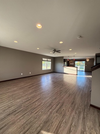 714 Greenlee, WINNEBAGO, Illinois 61088, 3 Bedrooms Bedrooms, ,2 BathroomsBathrooms,House,For Sale,Greenlee,202506493