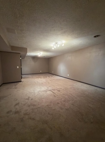 714 Greenlee, WINNEBAGO, Illinois 61088, 3 Bedrooms Bedrooms, ,2 BathroomsBathrooms,House,For Sale,Greenlee,202506493