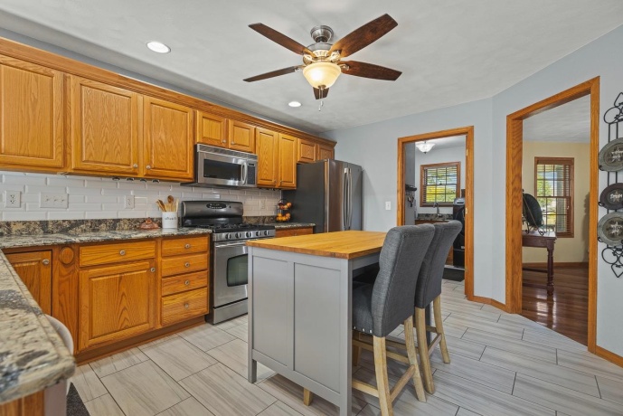 2909 Culver, POPLAR GROVE, Illinois 61065, 3 Bedrooms Bedrooms, ,3 BathroomsBathrooms,House,For Sale,Culver,202505716