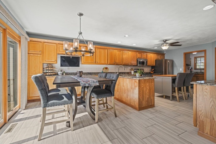 2909 Culver, POPLAR GROVE, Illinois 61065, 3 Bedrooms Bedrooms, ,3 BathroomsBathrooms,House,For Sale,Culver,202505716