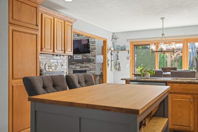 2909 Culver, POPLAR GROVE, Illinois 61065, 3 Bedrooms Bedrooms, ,3 BathroomsBathrooms,House,For Sale,Culver,202505716