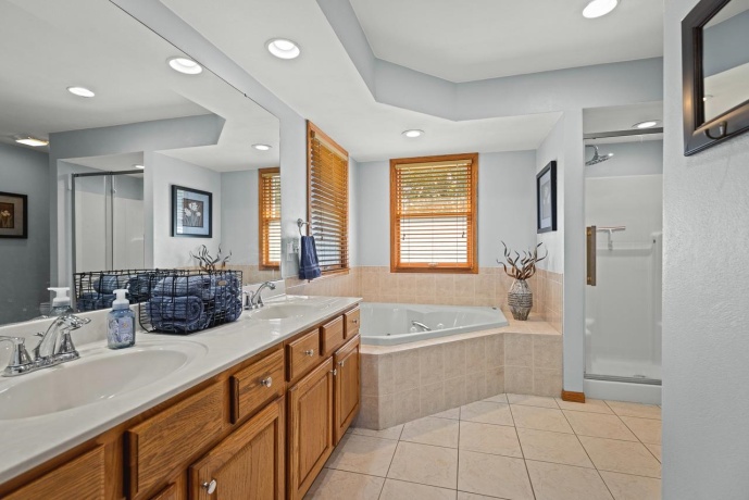 2909 Culver, POPLAR GROVE, Illinois 61065, 3 Bedrooms Bedrooms, ,3 BathroomsBathrooms,House,For Sale,Culver,202505716