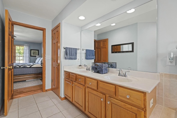 2909 Culver, POPLAR GROVE, Illinois 61065, 3 Bedrooms Bedrooms, ,3 BathroomsBathrooms,House,For Sale,Culver,202505716