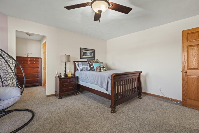 2909 Culver, POPLAR GROVE, Illinois 61065, 3 Bedrooms Bedrooms, ,3 BathroomsBathrooms,House,For Sale,Culver,202505716