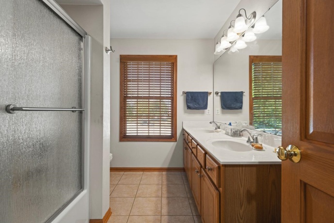 2909 Culver, POPLAR GROVE, Illinois 61065, 3 Bedrooms Bedrooms, ,3 BathroomsBathrooms,House,For Sale,Culver,202505716