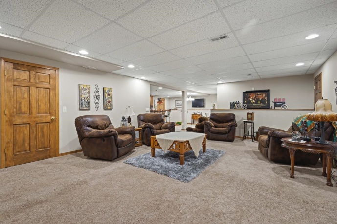 2909 Culver, POPLAR GROVE, Illinois 61065, 3 Bedrooms Bedrooms, ,3 BathroomsBathrooms,House,For Sale,Culver,202505716