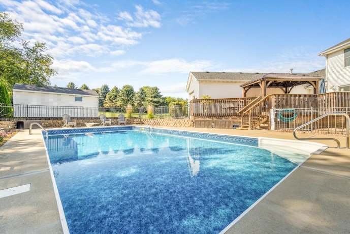 2909 Culver, POPLAR GROVE, Illinois 61065, 3 Bedrooms Bedrooms, ,3 BathroomsBathrooms,House,For Sale,Culver,202505716