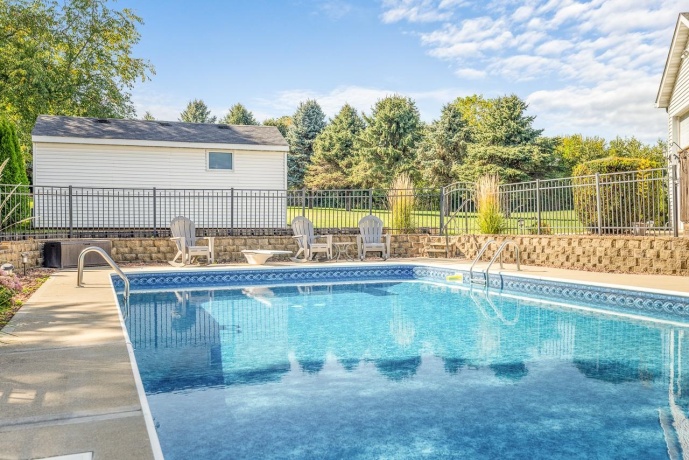 2909 Culver, POPLAR GROVE, Illinois 61065, 3 Bedrooms Bedrooms, ,3 BathroomsBathrooms,House,For Sale,Culver,202505716