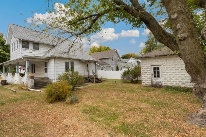 407 2nd, ROCK FALLS, Illinois 61071, 3 Bedrooms Bedrooms, ,1 BathroomBathrooms,House,For Sale,2nd,202506499