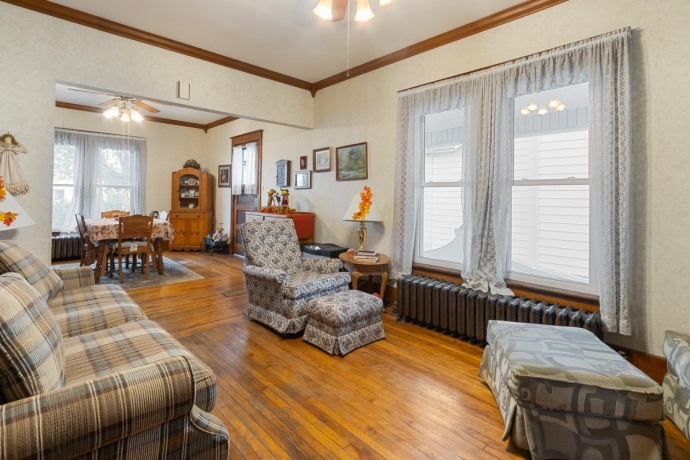 407 2nd, ROCK FALLS, Illinois 61071, 3 Bedrooms Bedrooms, ,1 BathroomBathrooms,House,For Sale,2nd,202506499