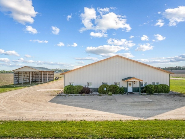 11635 Wange, CAPRON, Illinois 61012, ,1 BathroomBathrooms,Agriculture,For Sale,Wange,202506507