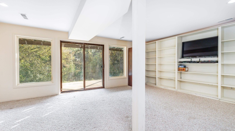 6 Meadow Path, GALENA, Illinois 61036, 3 Bedrooms Bedrooms, ,2 BathroomsBathrooms,House,For Sale,Meadow Path,202506517