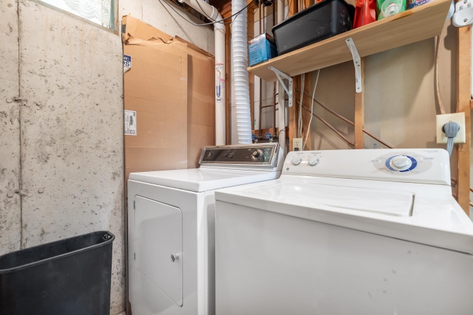 6 Meadow Path, GALENA, Illinois 61036, 3 Bedrooms Bedrooms, ,2 BathroomsBathrooms,House,For Sale,Meadow Path,202506517