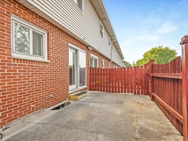 334 Northway Park, MACHESNEY PARK, Illinois 61115, 3 Bedrooms Bedrooms, ,1 BathroomBathrooms,Condominium,For Sale,Northway Park,202506522