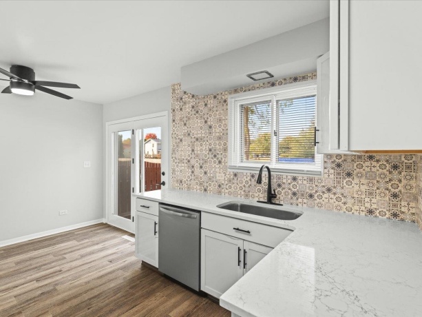 334 Northway Park, MACHESNEY PARK, Illinois 61115, 3 Bedrooms Bedrooms, ,1 BathroomBathrooms,Condominium,For Sale,Northway Park,202506522