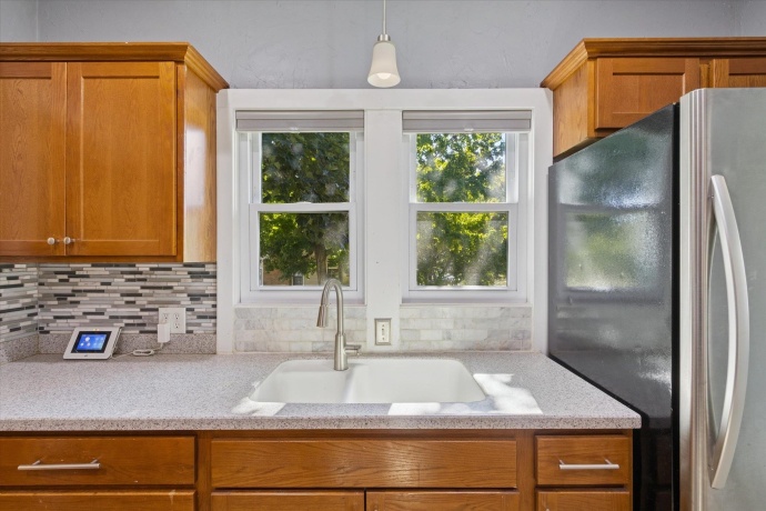 335 St Louis, ROCKFORD, Illinois 61104, 4 Bedrooms Bedrooms, ,2 BathroomsBathrooms,House,For Sale,St Louis,202506354