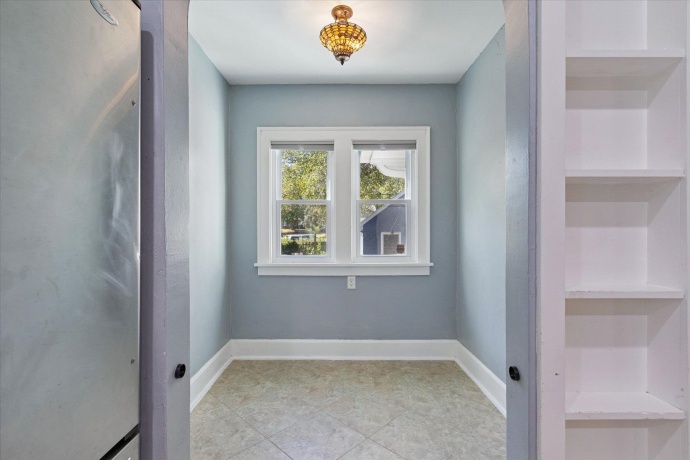 335 St Louis, ROCKFORD, Illinois 61104, 4 Bedrooms Bedrooms, ,2 BathroomsBathrooms,House,For Sale,St Louis,202506354