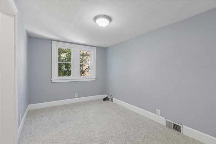 335 St Louis, ROCKFORD, Illinois 61104, 4 Bedrooms Bedrooms, ,2 BathroomsBathrooms,House,For Sale,St Louis,202506354