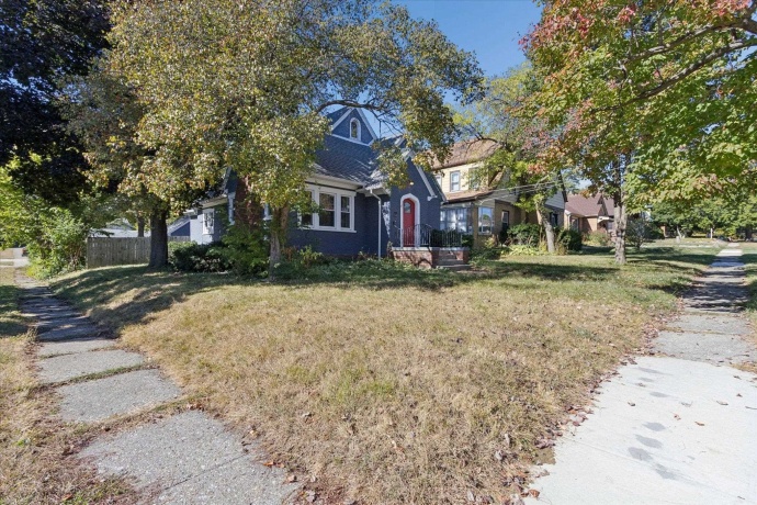 335 St Louis, ROCKFORD, Illinois 61104, 4 Bedrooms Bedrooms, ,2 BathroomsBathrooms,House,For Sale,St Louis,202506354