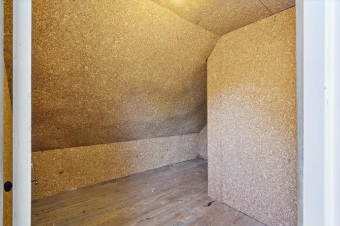 335 St Louis, ROCKFORD, Illinois 61104, 4 Bedrooms Bedrooms, ,2 BathroomsBathrooms,House,For Sale,St Louis,202506354