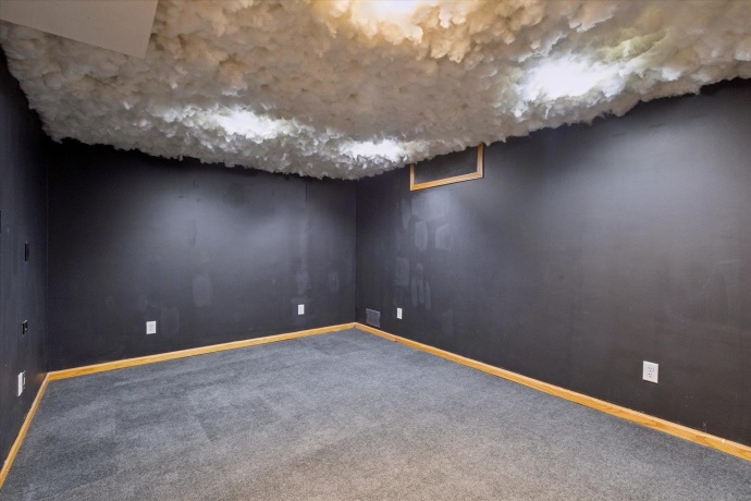 335 St Louis, ROCKFORD, Illinois 61104, 4 Bedrooms Bedrooms, ,2 BathroomsBathrooms,House,For Sale,St Louis,202506354