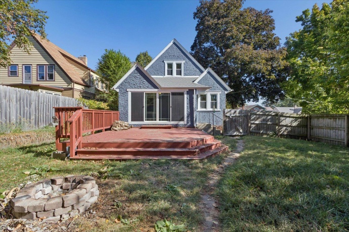 335 St Louis, ROCKFORD, Illinois 61104, 4 Bedrooms Bedrooms, ,2 BathroomsBathrooms,House,For Sale,St Louis,202506354