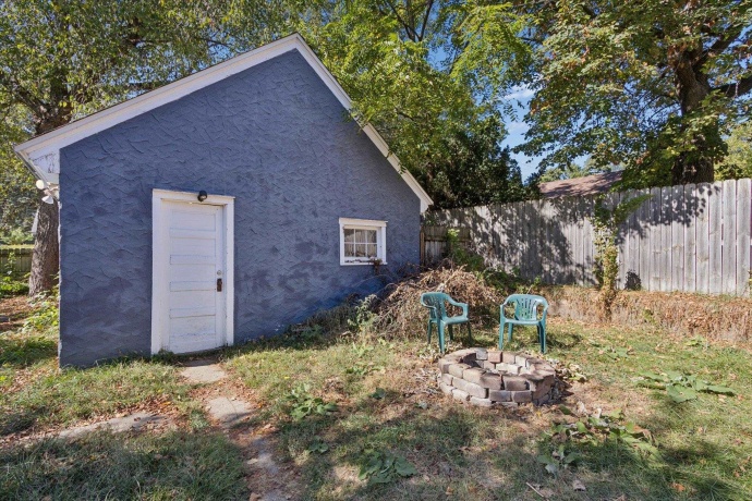 335 St Louis, ROCKFORD, Illinois 61104, 4 Bedrooms Bedrooms, ,2 BathroomsBathrooms,House,For Sale,St Louis,202506354