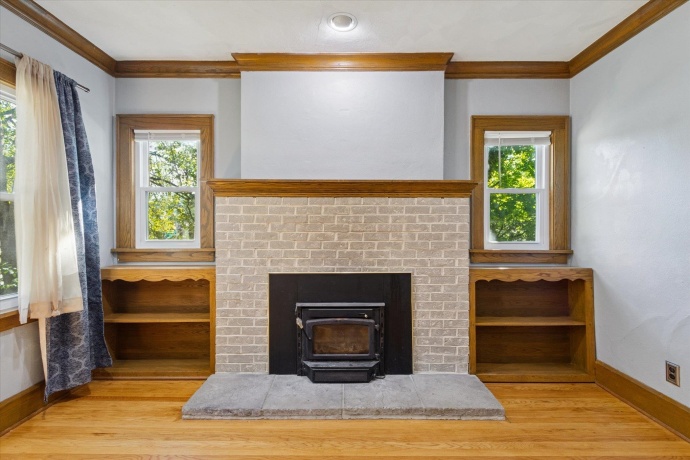 335 St Louis, ROCKFORD, Illinois 61104, 4 Bedrooms Bedrooms, ,2 BathroomsBathrooms,House,For Sale,St Louis,202506354