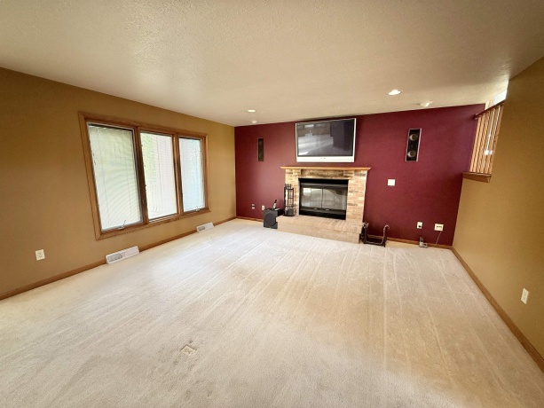 5449 Branch, ROCHELLE, Illinois 61068, 3 Bedrooms Bedrooms, ,2 BathroomsBathrooms,House,For Sale,Branch,202506038