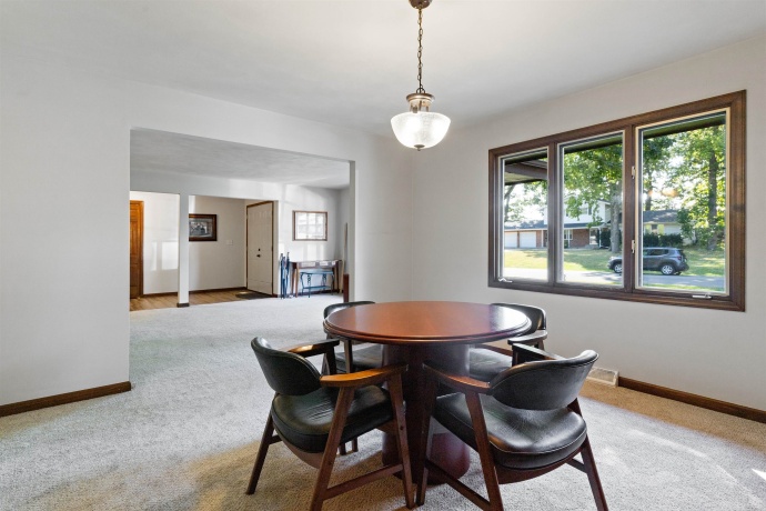 2518 Mandrake, ROCKFORD, Illinois 61108, 4 Bedrooms Bedrooms, ,2 BathroomsBathrooms,House,For Sale,Mandrake,202505799