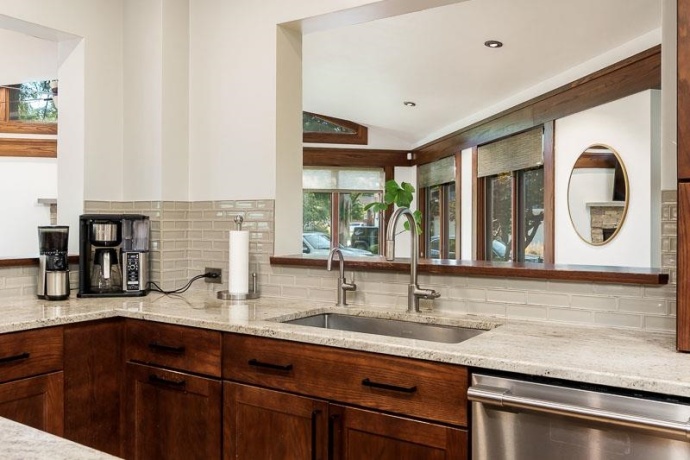 1308 HARLEM, ROCKFORD, Illinois 61103, 6 Bedrooms Bedrooms, ,2 BathroomsBathrooms,House,For Sale,HARLEM,202504912