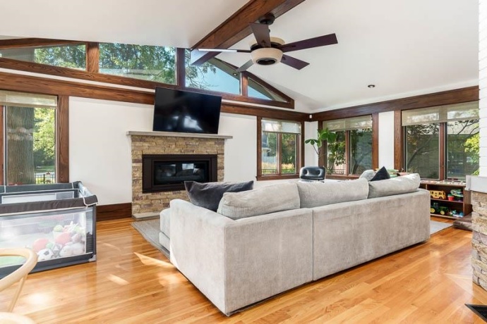 1308 HARLEM, ROCKFORD, Illinois 61103, 6 Bedrooms Bedrooms, ,2 BathroomsBathrooms,House,For Sale,HARLEM,202504912