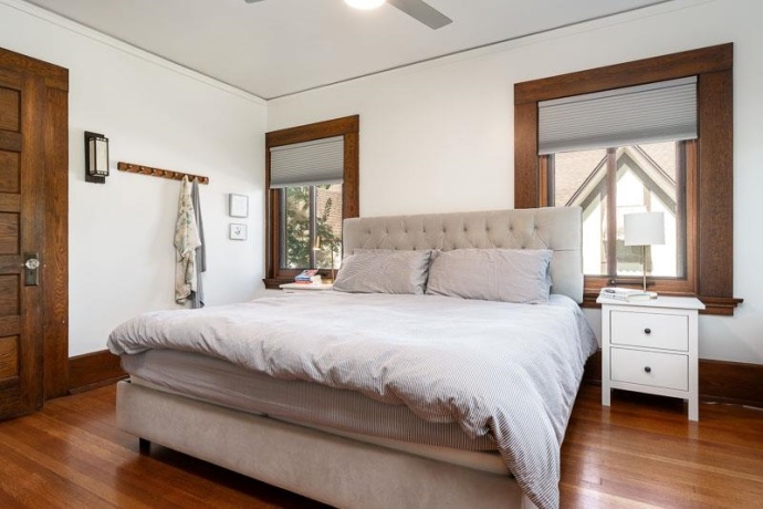 1308 HARLEM, ROCKFORD, Illinois 61103, 6 Bedrooms Bedrooms, ,2 BathroomsBathrooms,House,For Sale,HARLEM,202504912