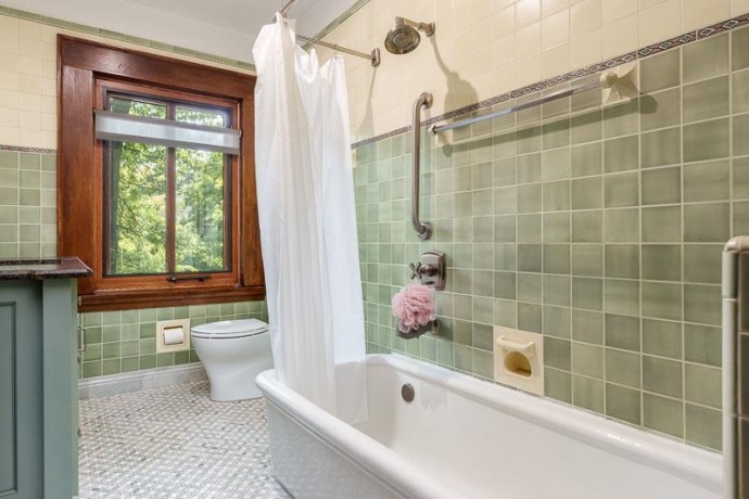 1308 HARLEM, ROCKFORD, Illinois 61103, 6 Bedrooms Bedrooms, ,2 BathroomsBathrooms,House,For Sale,HARLEM,202504912