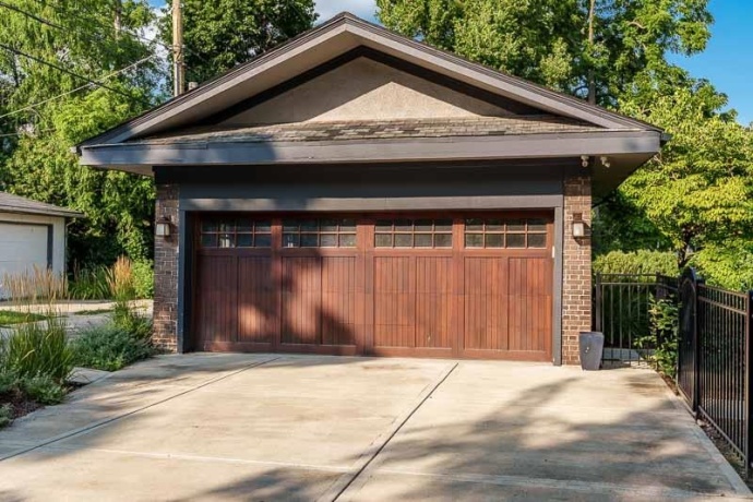 1308 HARLEM, ROCKFORD, Illinois 61103, 6 Bedrooms Bedrooms, ,2 BathroomsBathrooms,House,For Sale,HARLEM,202504912