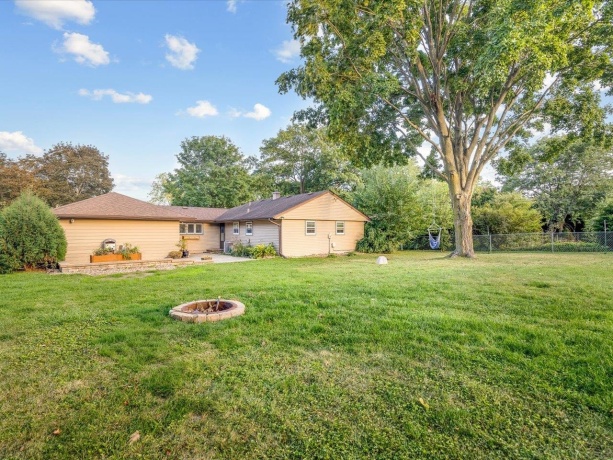 2923 PANORAMA, ROCKFORD, Illinois 61109, 3 Bedrooms Bedrooms, ,2 BathroomsBathrooms,House,For Sale,PANORAMA,202506087