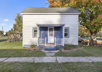 411 WALNUT, FORRESTON, Illinois 61030, 4 Bedrooms Bedrooms, ,1 BathroomBathrooms,House,For Sale,WALNUT,202506542