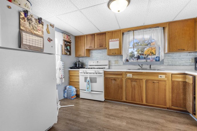 411 WALNUT, FORRESTON, Illinois 61030, 4 Bedrooms Bedrooms, ,1 BathroomBathrooms,House,For Sale,WALNUT,202506542