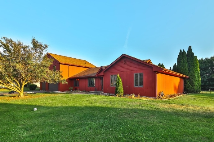 9221 Dirkshire, WOODSTOCK, Illinois 60098, 4 Bedrooms Bedrooms, ,3 BathroomsBathrooms,House,For Sale,Dirkshire,202506546